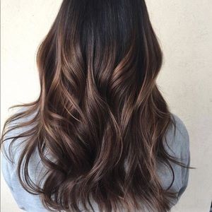 Meet your Posher, Cynthia